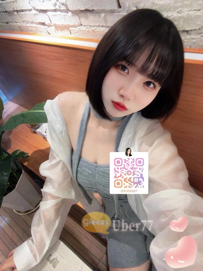 🌸 こと  152cm・Dカップ・19歳